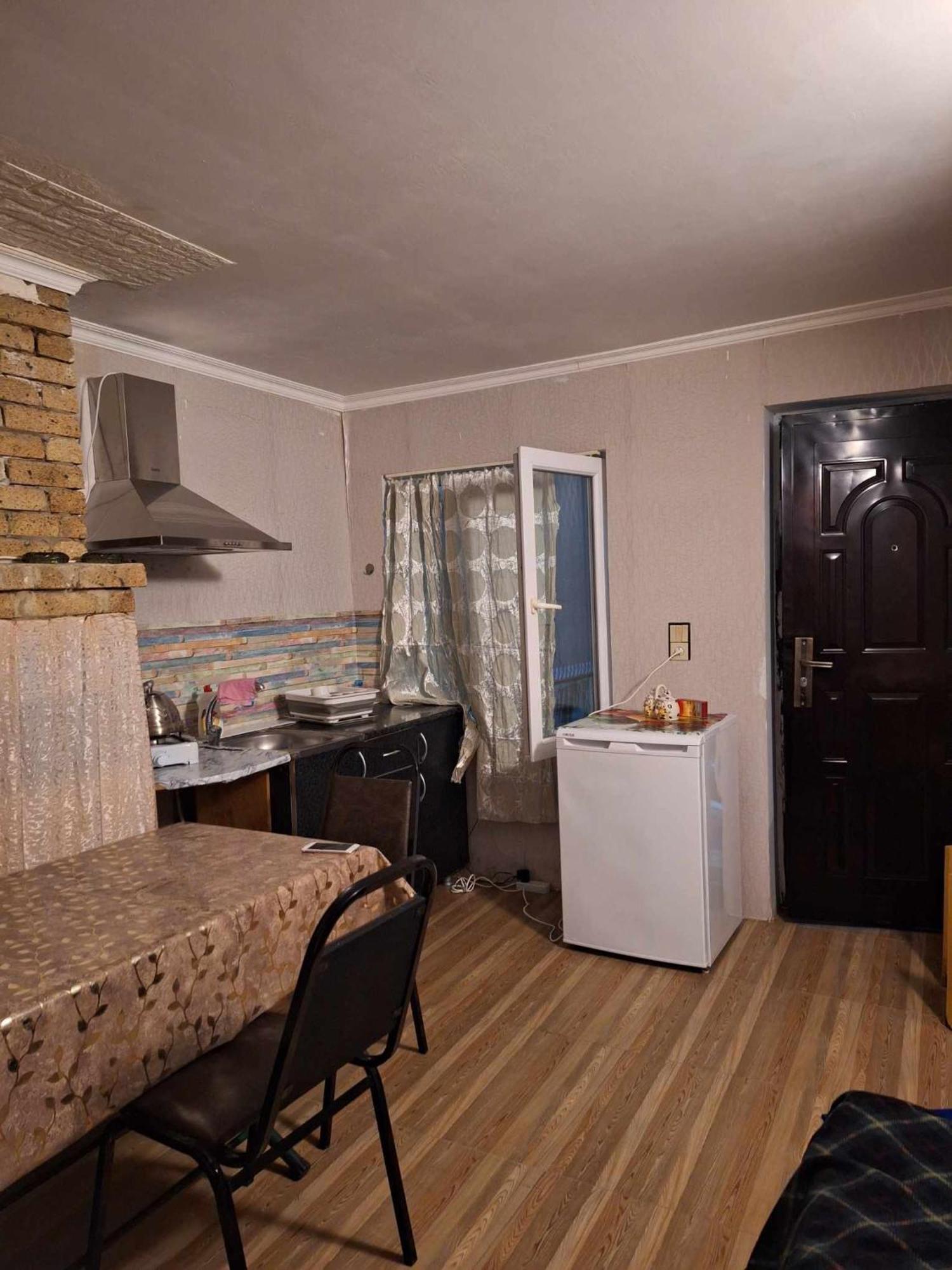Lux-2-Or-1- Persons Irodion Evdoshvili Street #15 Kutaisi Exterior foto